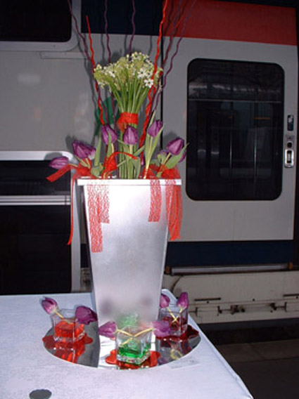 composition aux couleurs du TGV  Paris est